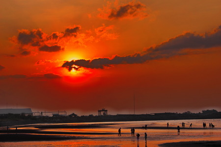 Wonderful Red Sunset Beachの写真素材