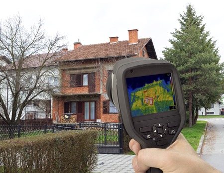 House Facade Thermal Imaging Analysisのeditorial素材