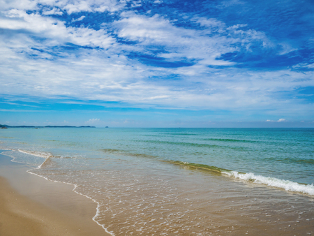 Tropical Idyllic ocean Blue sky and beautiful Beach in vacation time,Holiday on the beach,Summer concept.Thailandの写真素材