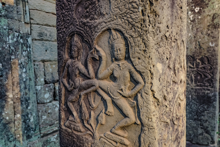 Ancient wall art in angkor wat siem reap cambodia,wonder of the world
の写真素材