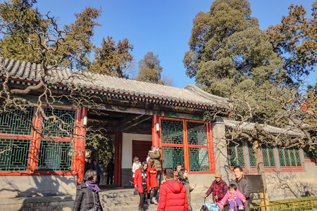 beijing, China - 26 February 2017: Unacquainted Chinese people or tourist walking in Summer palace park in Beijing the capital of Chinaのeditorial素材