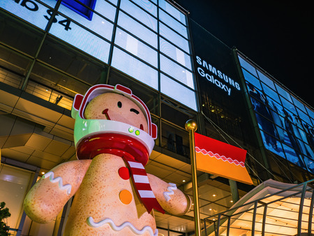 Bangkok/Thailand - 13 December 2018: Unacquainted people visit Christmas Festival with 2019 year World of Happiness concept on square in Front of Central World Department Store at Bangkok Thailandのeditorial素材