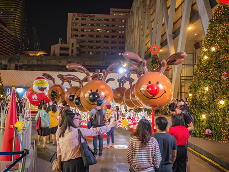 Bangkok/Thailand - 13 December 2018: Unacquainted people visit Christmas Festival with 2019 year World of Happiness concept on square in Front of Central World Department Store at Bangkok Thailandのeditorial素材