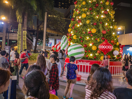 Bangkok/Thailand - 13 December 2018: Unacquainted people visit Christmas Festival with 2019 year World of Happiness concept on square in Front of Central World Department Store at Bangkok Thailandのeditorial素材
