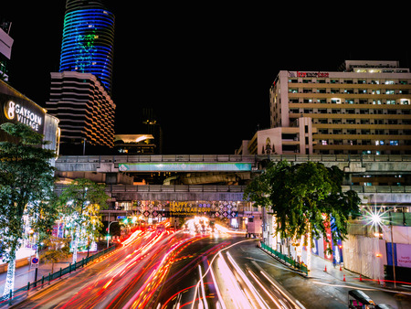 Bangkok/Thailand - 13 December 2018: Rama one Road Between Central world Department store and gaysorn department store with the Beautiful Traffic light in the night at bangkok city Thailand.のeditorial素材