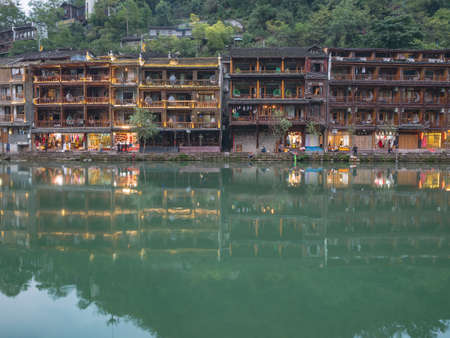 fenghuang,Hunan/China-16 October 2018:Unacquainted people with Scenery view of fenghuang old town .phoenix ancient town or Fenghuang County is a county of Hunan Province, Chinaのeditorial素材