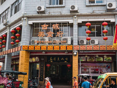 Chaozhou/China-02 April 2018:Unacquainted people in Paifeng street old town in Chaozhou city China.Ancient City of Old town in Chaozhou city guangdong province Chinaのeditorial素材