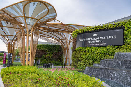 Bangkok/thailand-28/07/2020-Siam premium outlets bangkok the new shopping center open near Bangkok airport.Premium Outlets marks Thailand's first premium outlet centerのeditorial素材