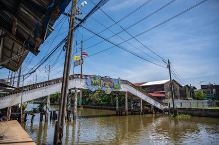 Bangkok.thailand 29.10.2022 landscape view of Burirom Canal at hua takhe market..Hua Takhe Market is the ancient wood market by Privet Burirom Canal.のeditorial素材