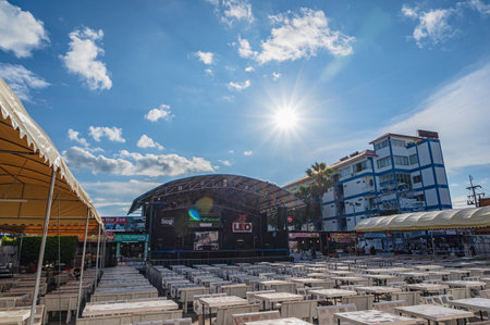 Prachuap Khiri Khan.Thailand. 29.07.2022.Baan khun por food market and music stage in the day time.Baan Khun Por Food Market is a large variety of foods and drinks at reasonable pricesのeditorial素材