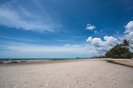 Landscape view of huahin beach with endless horizon at Prachuap Khiri Khan thaailand.Hua Hin Beach is one of the most popular beaches in Thailandの写真素材