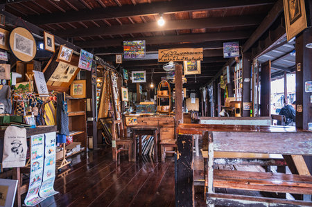 Bangkok.Thailand 24.09.2022.khlong bang luang floating market is a quaint market just a short distance outside the city center of Bangkok.Artist House at Khlong Bang Luangのeditorial素材