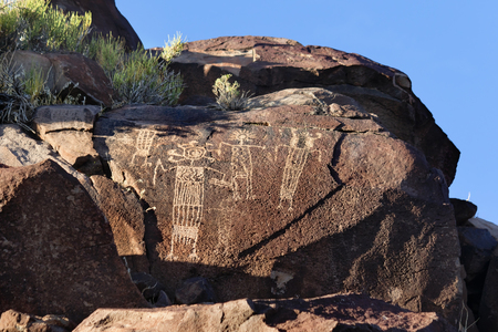 Petroglyphs of anthropomorphic figures, Coso Rock Art District near Ridgecrest, CAの写真素材