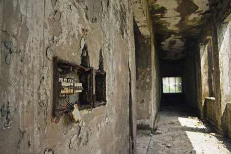 abandoned building at mumbai , india
