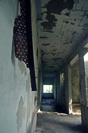 abandoned building at mumbai , indiaの写真素材