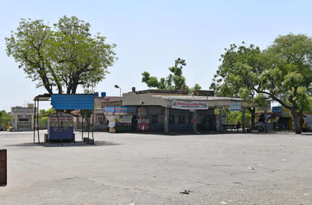 Beawar, Rajasthan, India, May 10, 2021: Roadways bus stand wears a deserted look during COVID Red Alert Lockdown from May 10 to 24, amid surge in coronavirus cases, in Beawar. Photo: Sumit Saraswatのeditorial素材