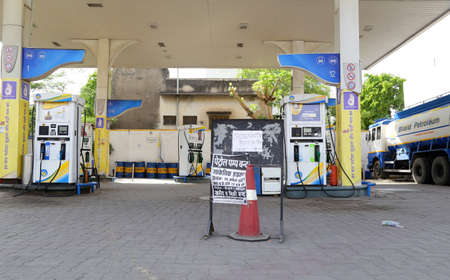 Beawar, India, April 10, 2021: A fuel pump looks deserted due to one-day strike called by Rajasthan Petroleum Dealers Association with demand of rollback in VAT on fuel. Photo: Sumit Saraswatのeditorial素材