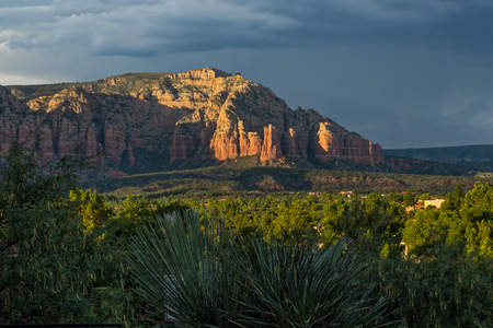 Sedona Mountains at Sunset with Cloudsのeditorial素材