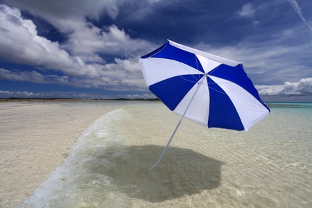 Beautiful beach in Okinawa	の写真素材