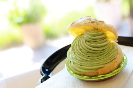 Matcha Cream Puffs