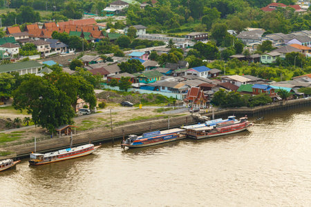 Chao Phraya river Bangkok cityscapeのeditorial素材