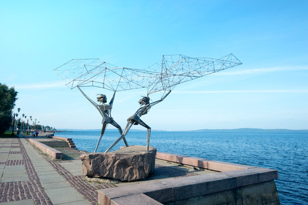 Sculpture "The Fishermen" in Petrozavodsk, Russia. Sculpture by american sculptor Rafael Consuegra was installed on embankment of Lake Onega in 1991.のeditorial素材