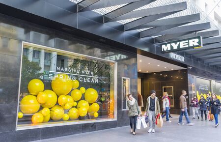 Melbourne, Australia - August 8, 2015: Shoppers walking outside Myer in Melbourne. Myer is Australia's largest department store group.のeditorial素材