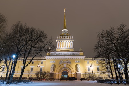Admiralty building headquarters of the Russian Navy St Petersburg Russia night viewのeditorial素材
