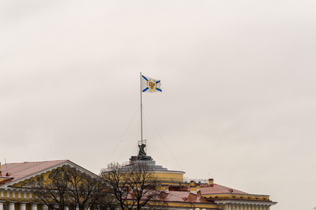 Admiralty embankment, the Admiralty building, St Petersburg, Russiaのeditorial素材