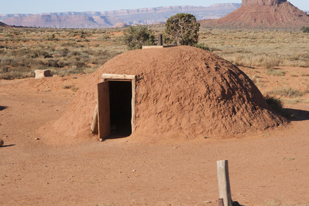 Red sand hut at Monument Valley, Utah/Arizona, USA.の写真素材