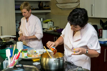 Johannesburg, South Africa - March 16 2013: Nestle Low Salt Cooking Classのeditorial素材