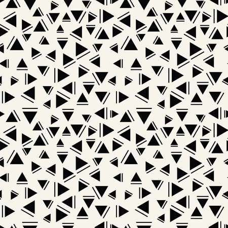 Memphis style triangle seamless patternのイラスト素材