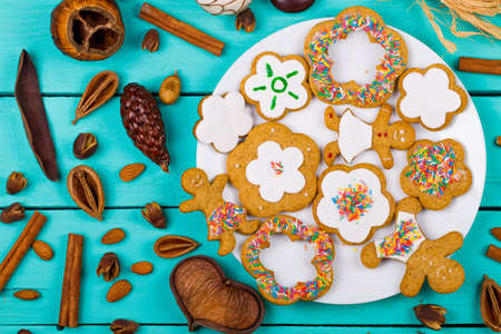 Cookies little men on a wooden tableの写真素材