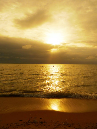 Sunset at sea in Thailandの写真素材