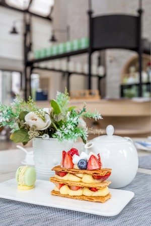 Mille Feuille with Tea Set