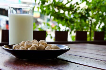 milk and cookie