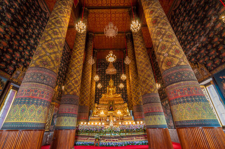 beautiful buddha image in phra ubosot at Wat Hong Rattanaram Ratchaworawiharn, Bangkok Yai, Bangkok, Thailand.のeditorial素材