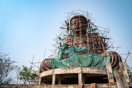 Daibutsu Buddha statue in Lampang Province, Thailand was under construction shoot at 28 March 2021.のeditorial素材