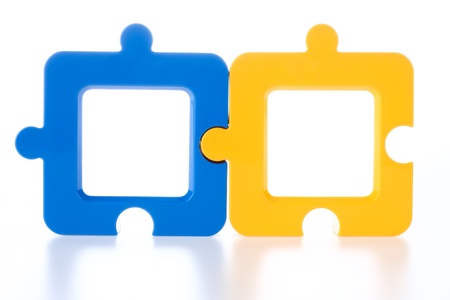 Couple of Jigsaw-Shape Photo Frame in Blue and Yellowの写真素材
