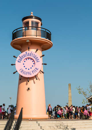PHUKET, THAILAND - FEB 16 : Many tourist are at chalong pier with blue sky on February 16, 2016 in Phuket, Thailandのeditorial素材