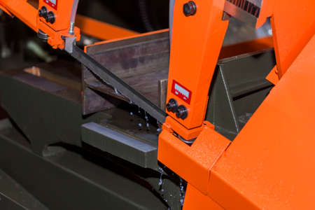 bandsaw high speed cutting machine and automatic feed for high performance for industrial use