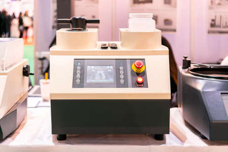 Modern Specimen mold mounting press device of laboratory for preparation sample before...