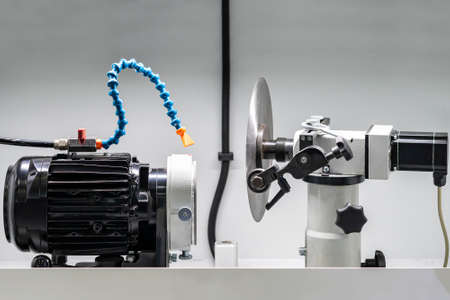 Close up high precision and accuracy automatic cnc special or specialized grinding machine for...