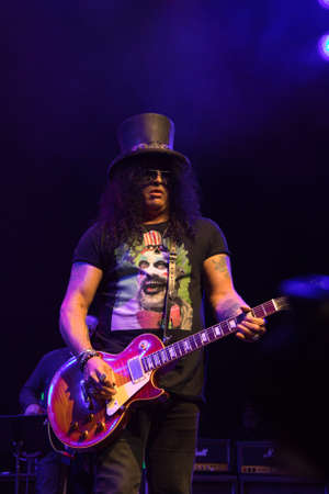 Don Felder jams with Jimmy Vivino and Slashのeditorial素材