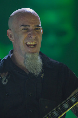 The French alternative metal band Antilopen is performing on the HÃƒÂ¶rn Stage