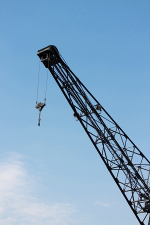 Photo with close up view of crane