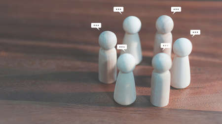 People figures and comment clouds above their heads. Concept of leadership,influence,crisis management. the search for fresh ideas and optimal solutions. Best thought, good idea, positive feedback.の写真素材