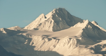 Snowcovered Mountains in  Alaska. Alaska Chilkat Bald Eagle Preserve. Alaska. USAの写真素材