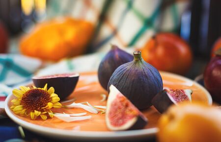 Figs on plateの写真素材
