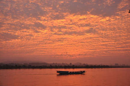 rowboatの写真素材